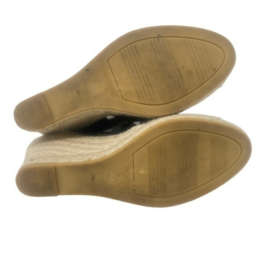 Kanna Wedge Sandals - Picture 8 of 11